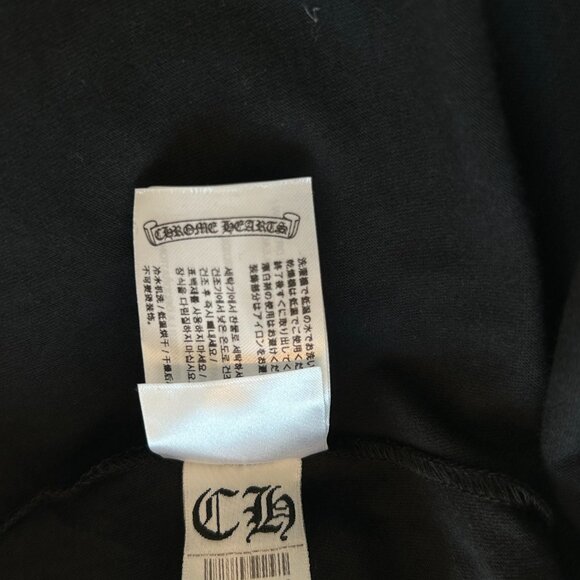 Chrome Hearts Black & Pink Neck Logo Longsleeve T-Shirt - Picture 7 of 7